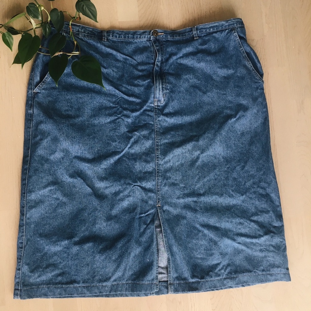 🌻5 for $10 bundle🌻 Vintage denim pencil skirt